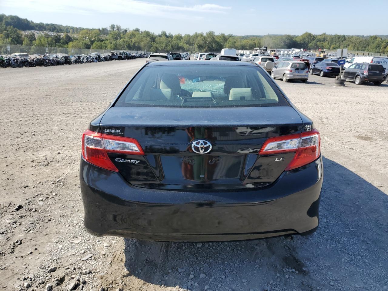 2014 Toyota Camry L - Фото 6