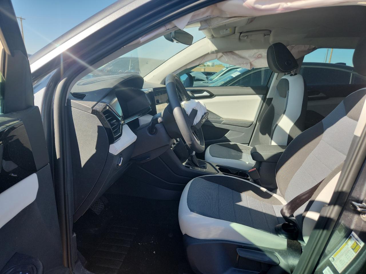 2025 Volkswagen Taos S - Фото 7