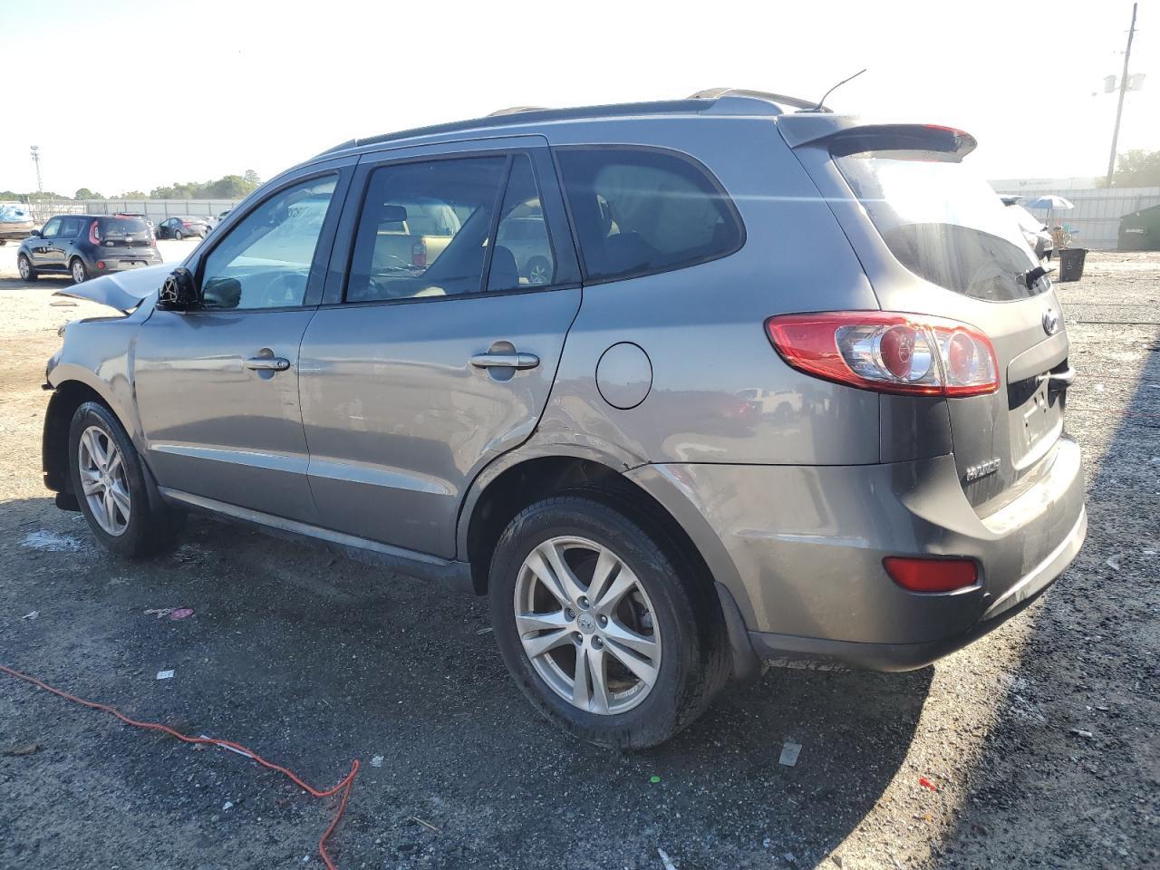 2010 Hyundai Santa Fe Se - Image 2