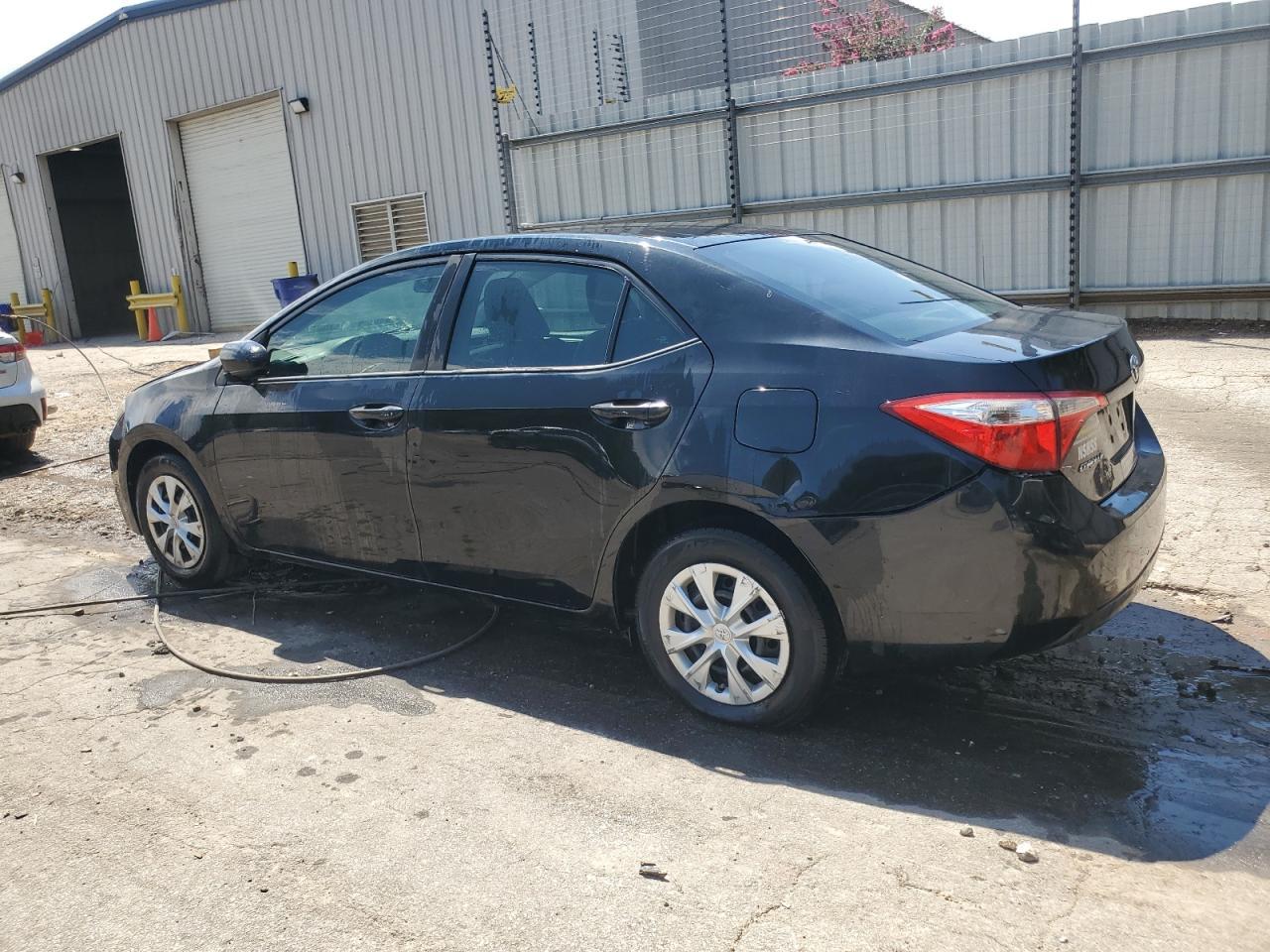 2015 Toyota Corolla L - Фото 2