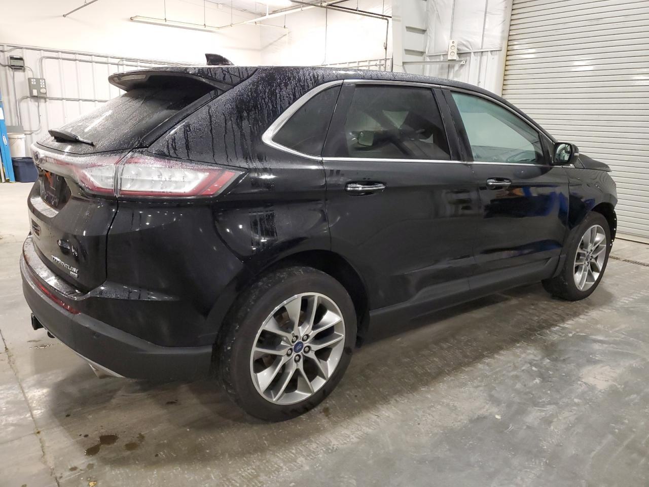 2018 Ford Edge Titanium - Image 3