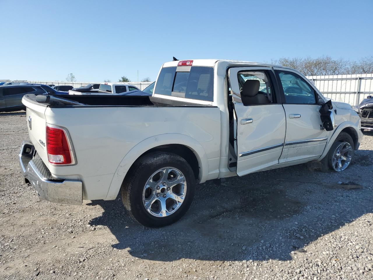 2018 Ram 1500 Laramie - Фото 3