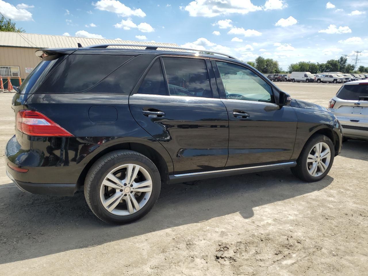 2014 Mercedes-Benz Ml 350 4Matic - Image 3