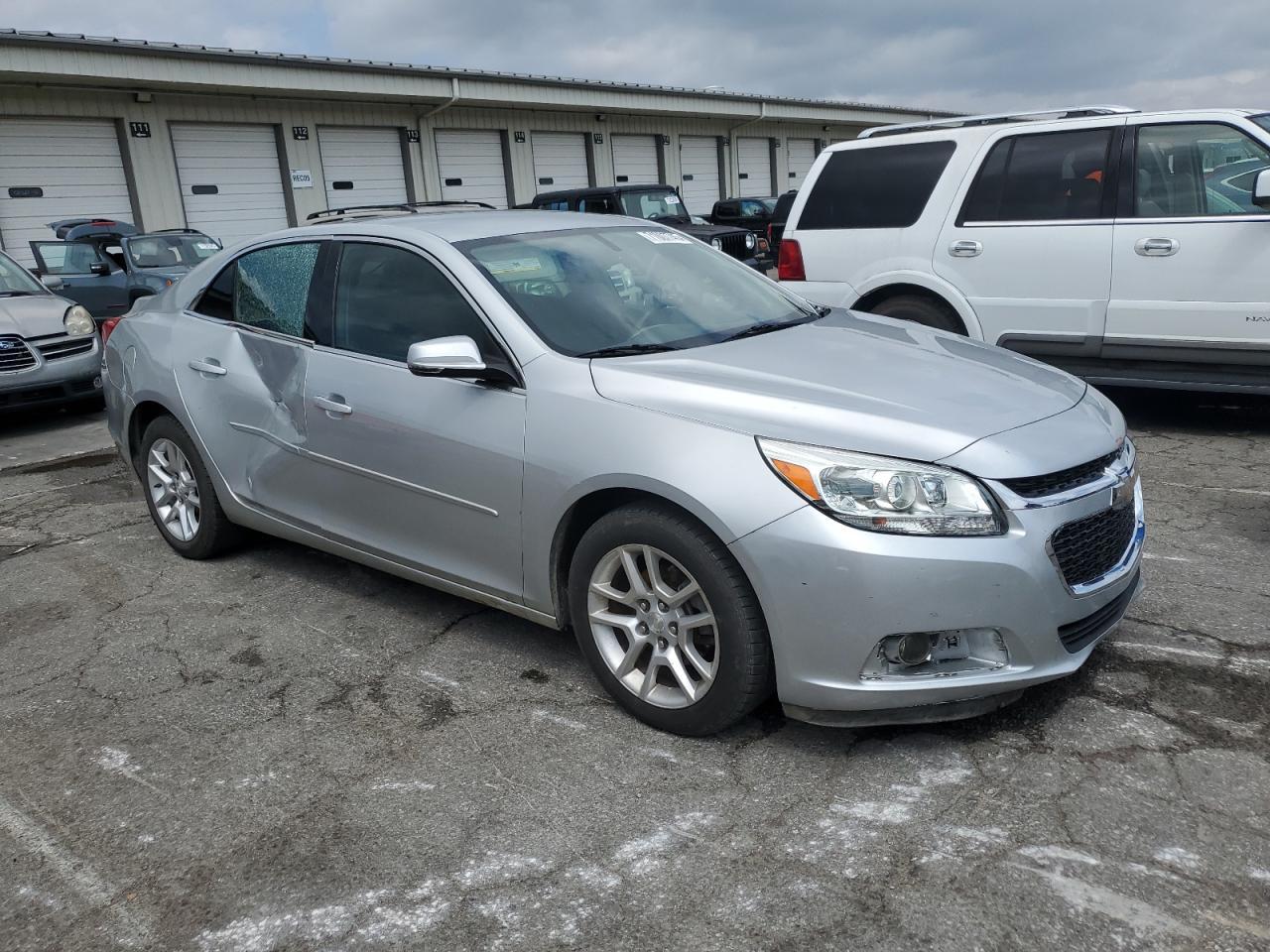 2013 Chevrolet Malibu 1Lt - Фото 4