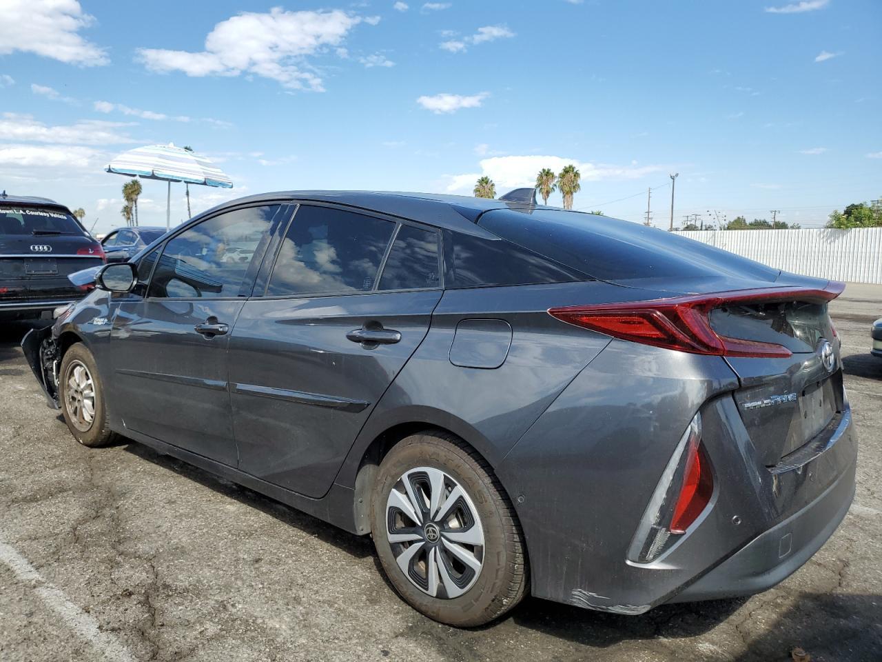 2018 Toyota Prius Prime - Фото 2
