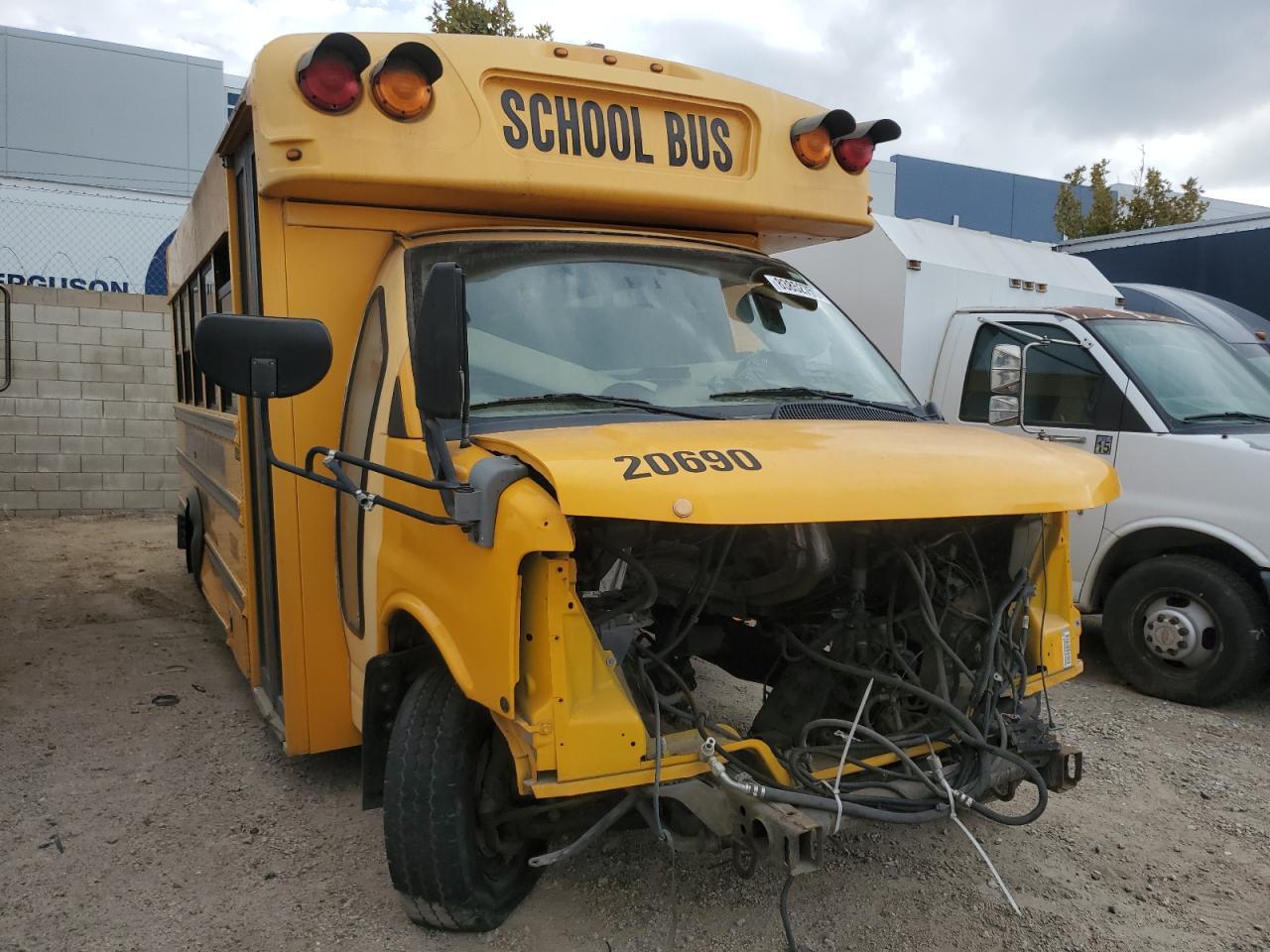 2010 Collins Bantam E350 - School Bus