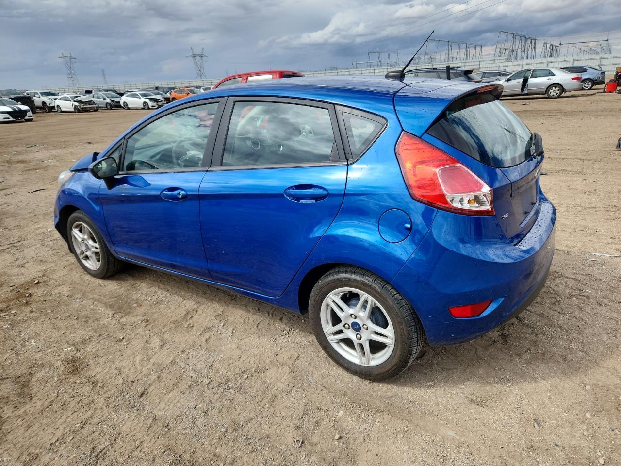2019 Ford Fiesta Se - Фото 2