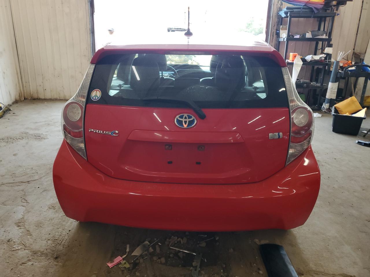 2012 Toyota Prius C - Фото 6