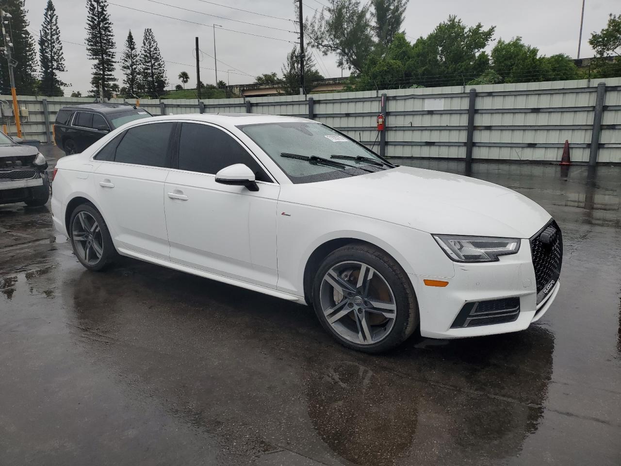 2017 Audi A4 Premium Plus - Фото 4