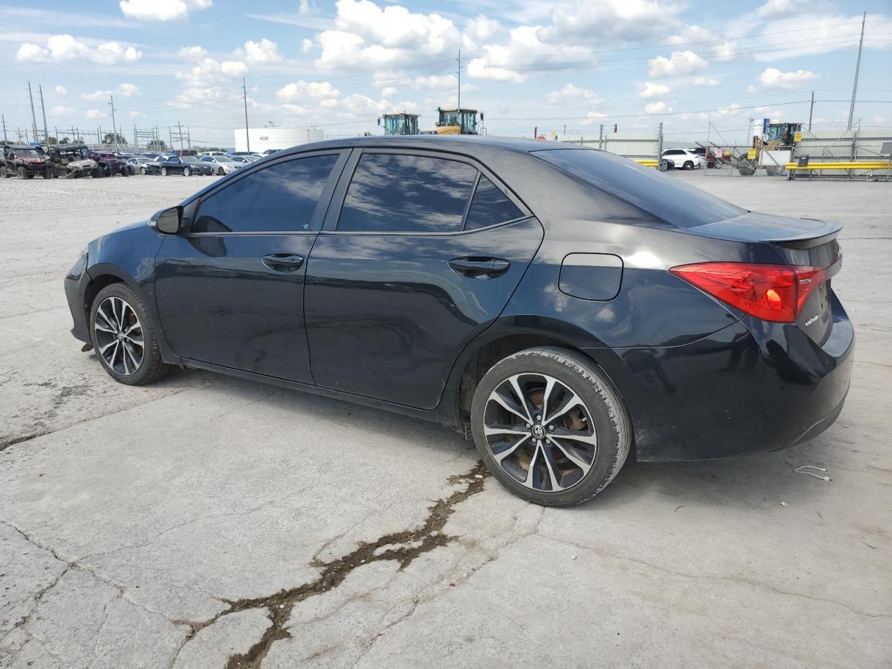 2018 Toyota Corolla L - Фото 2