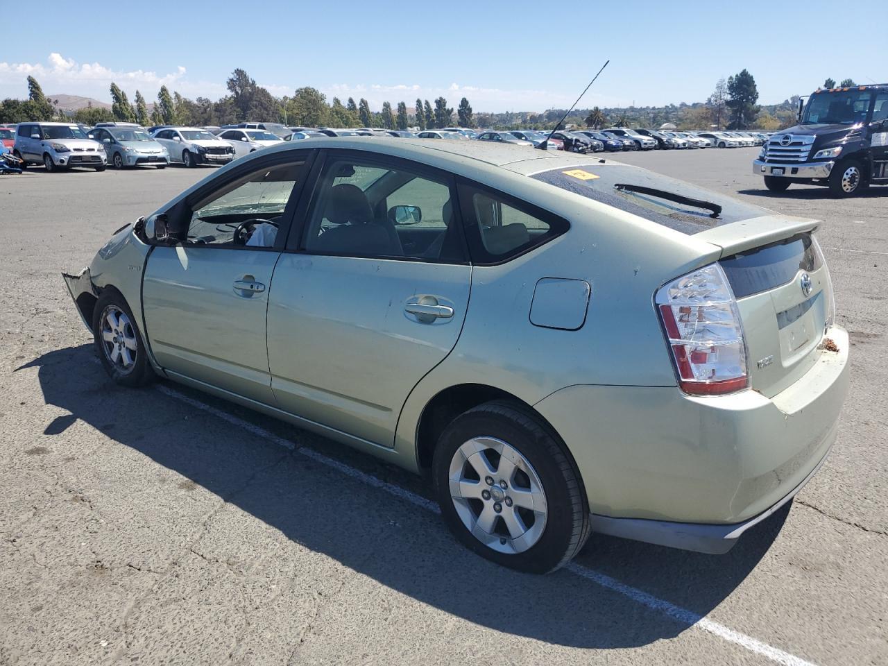2007 Toyota Prius - Image 2