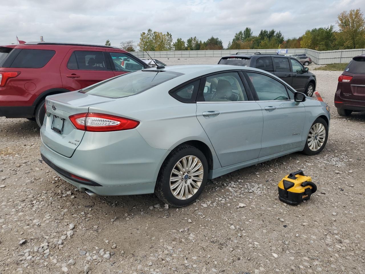 2013 Ford Fusion Se Hybrid - Image 3