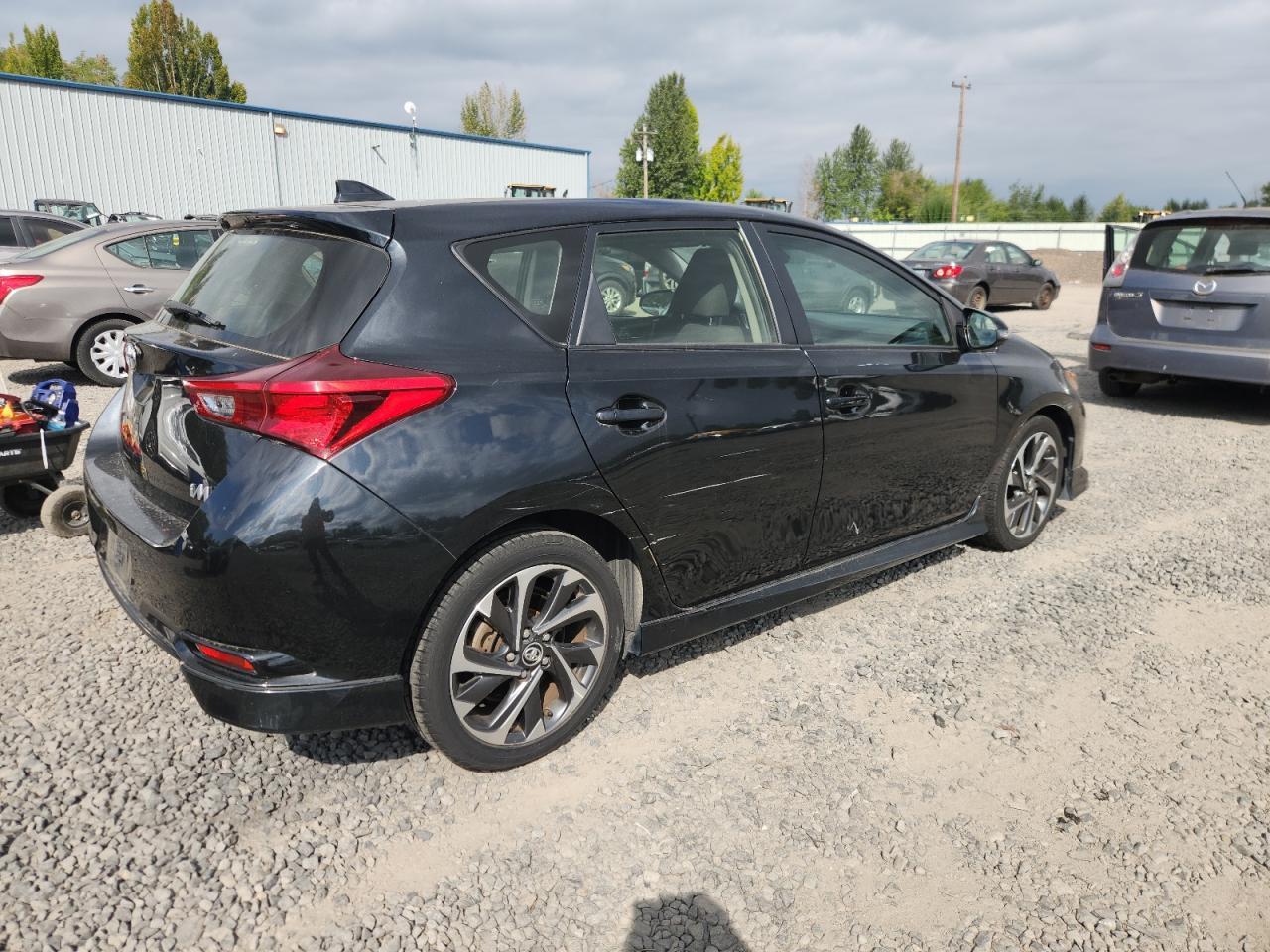 2017 Toyota Corolla Im - Фото 3