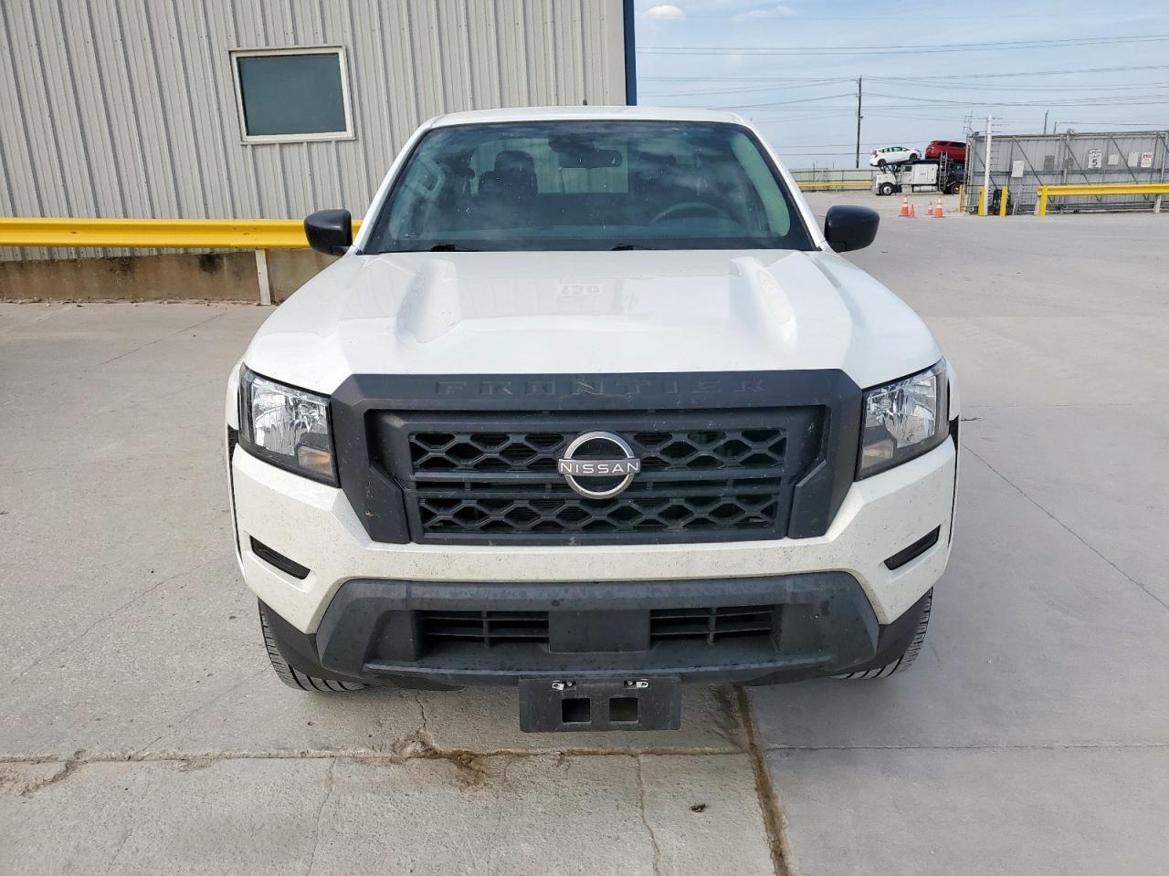 2022 Nissan Frontier S - Фото 5