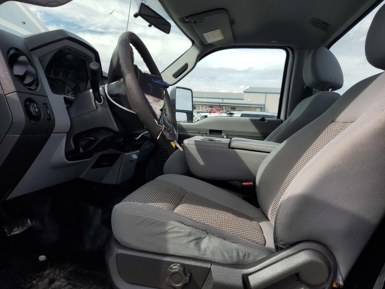 2012 Ford F250 Super Duty - Image 7