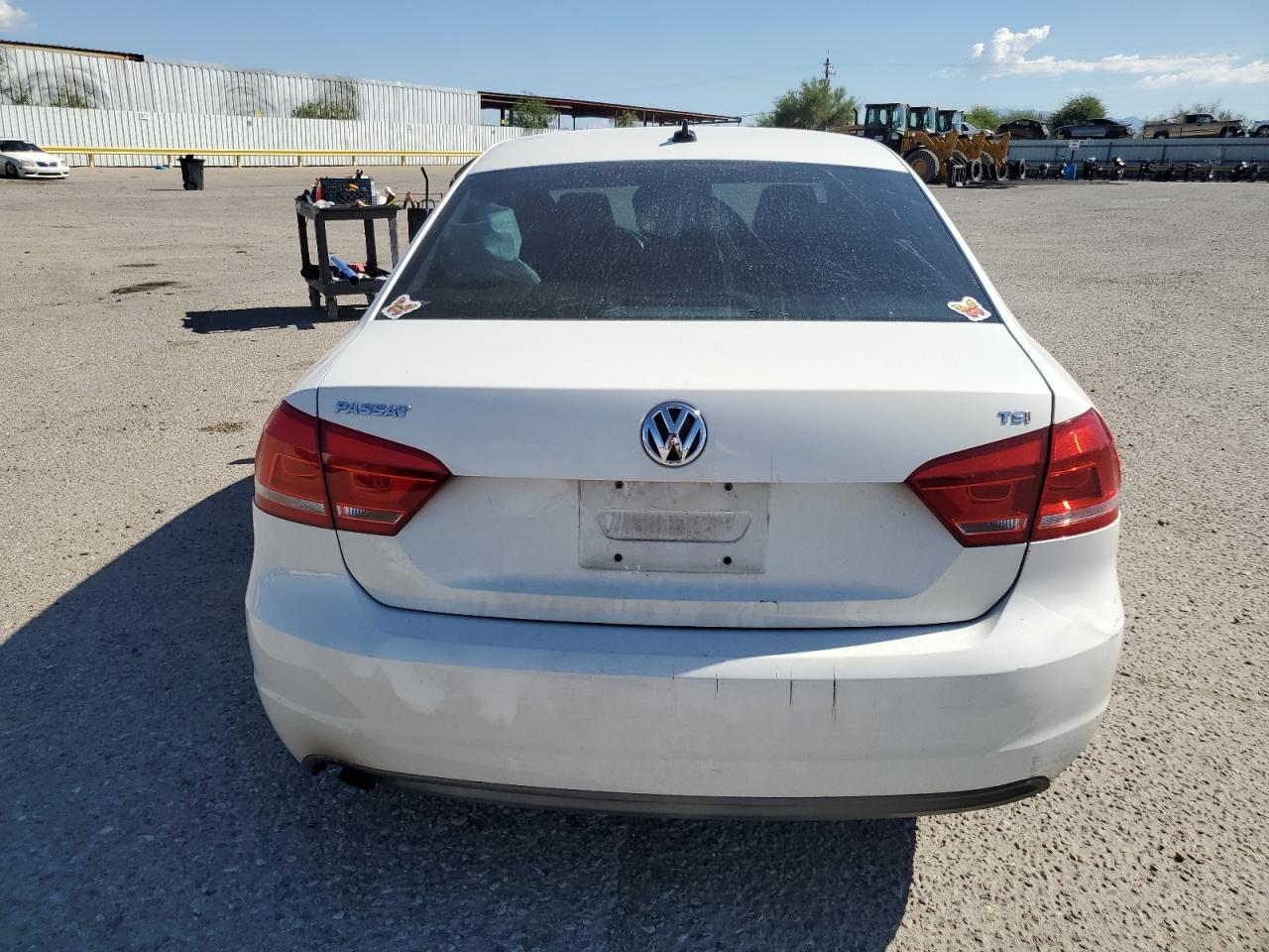 2014 Volkswagen Passat S - Фото 6