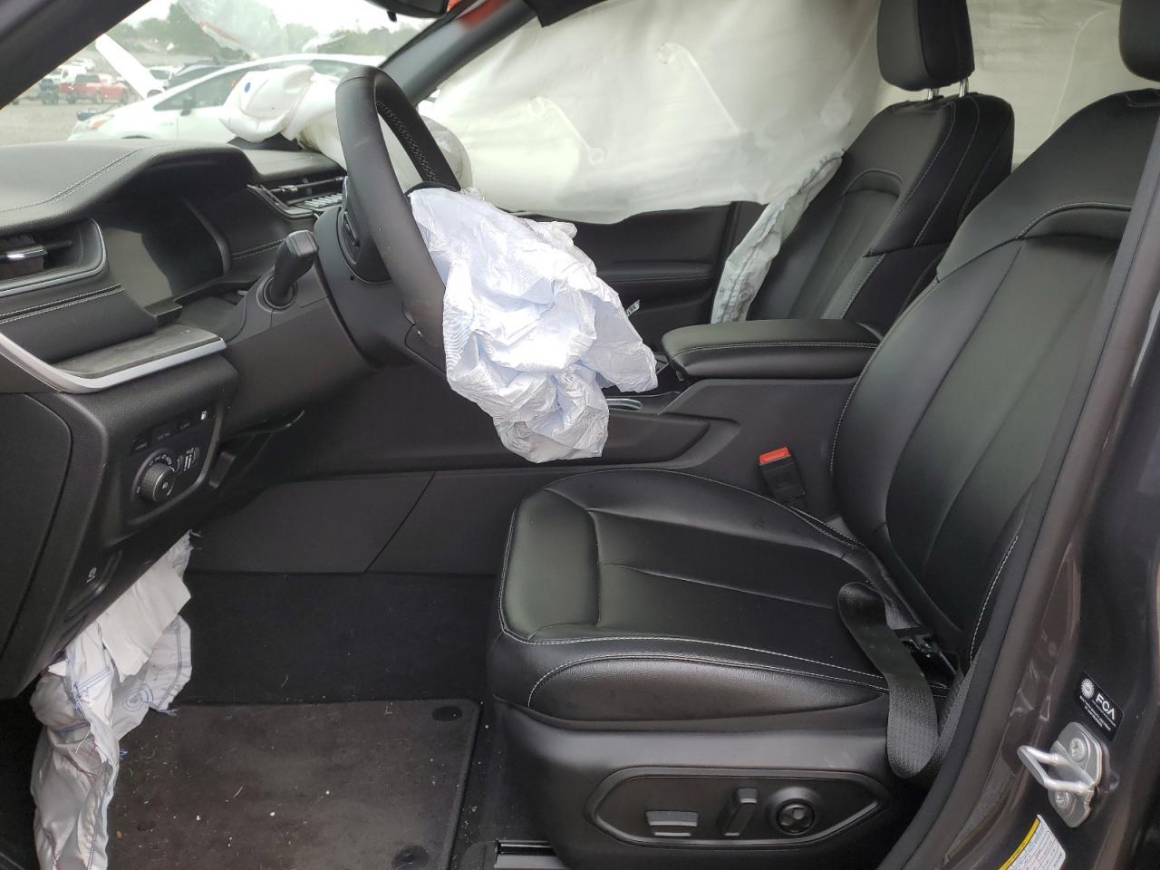 2024 Jeep Grand Cherokee Limited 4Xe - Image 7