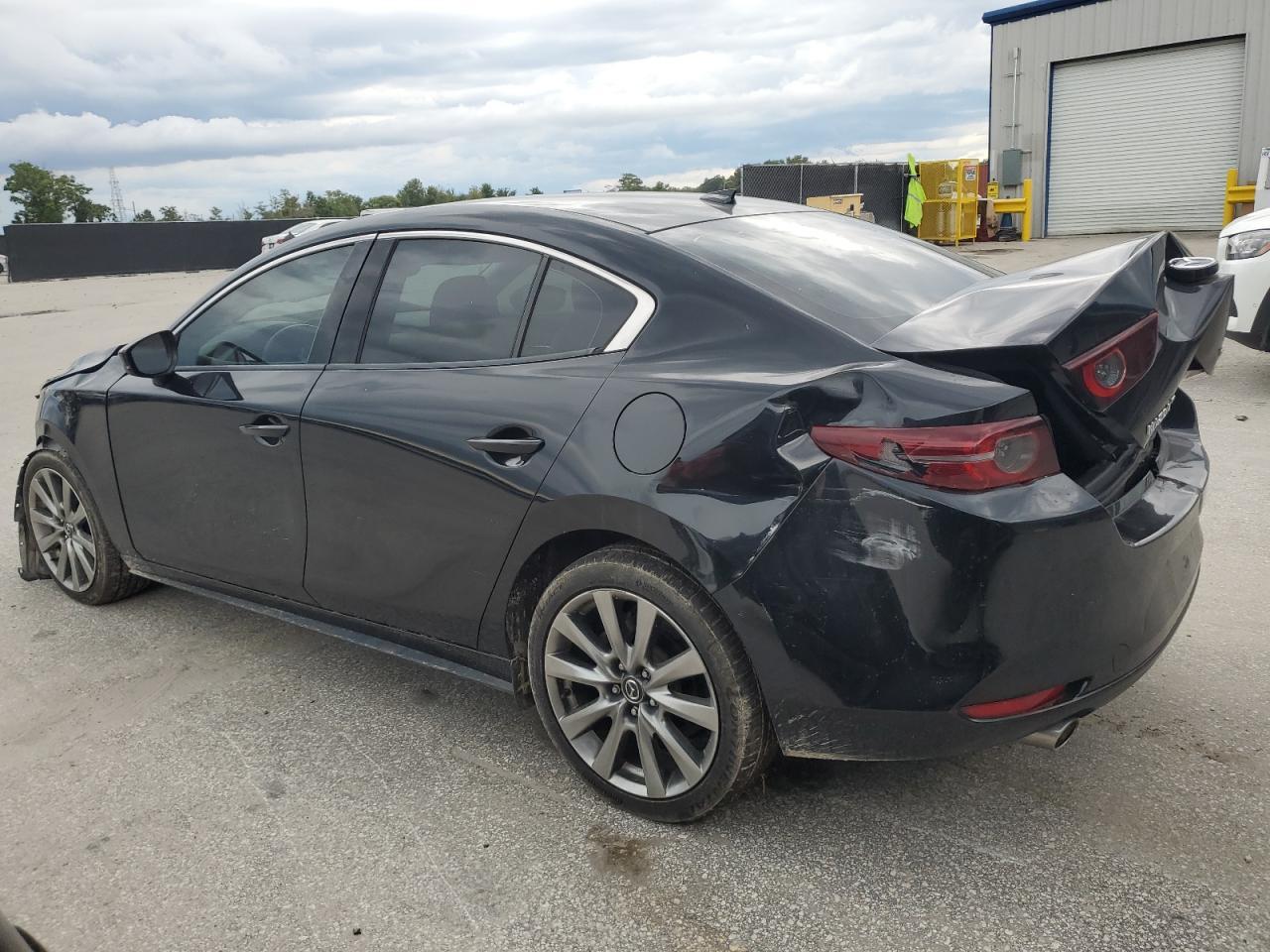 2020 Mazda 3 Premium - Image 2