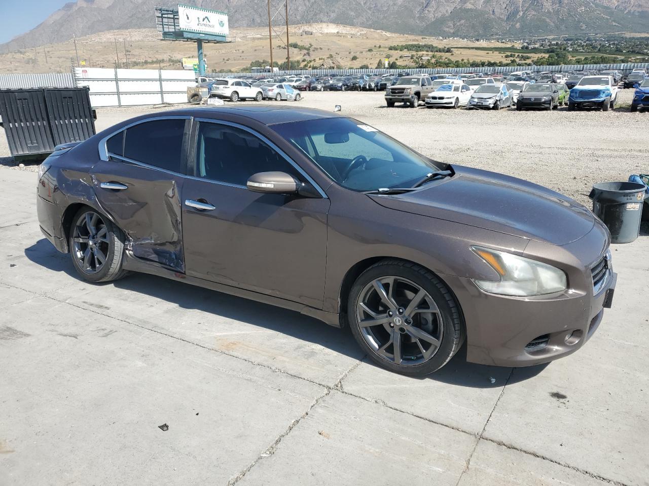 2014 Nissan Maxima S - Image 4
