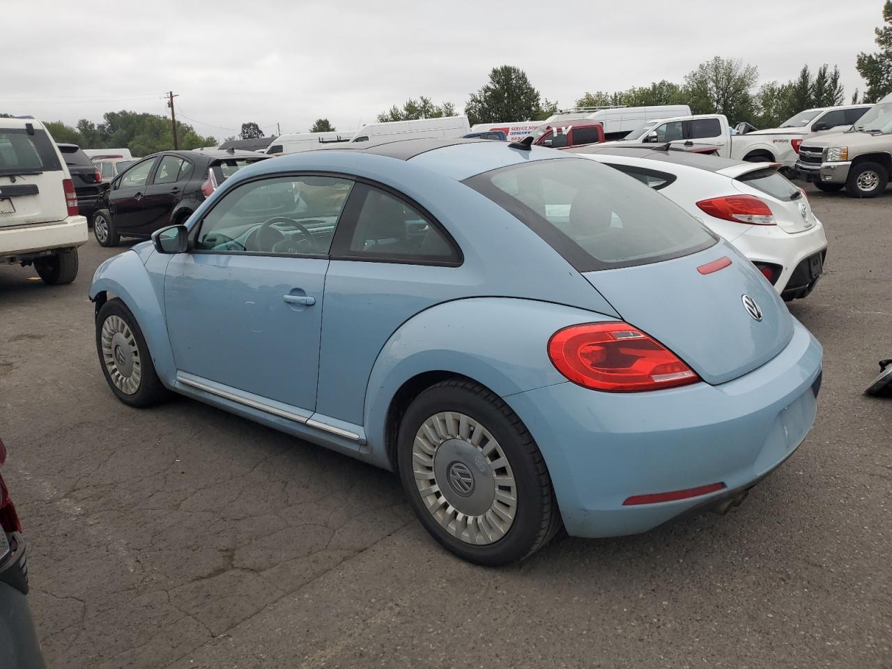 2014 Volkswagen Beetle - Фото 2
