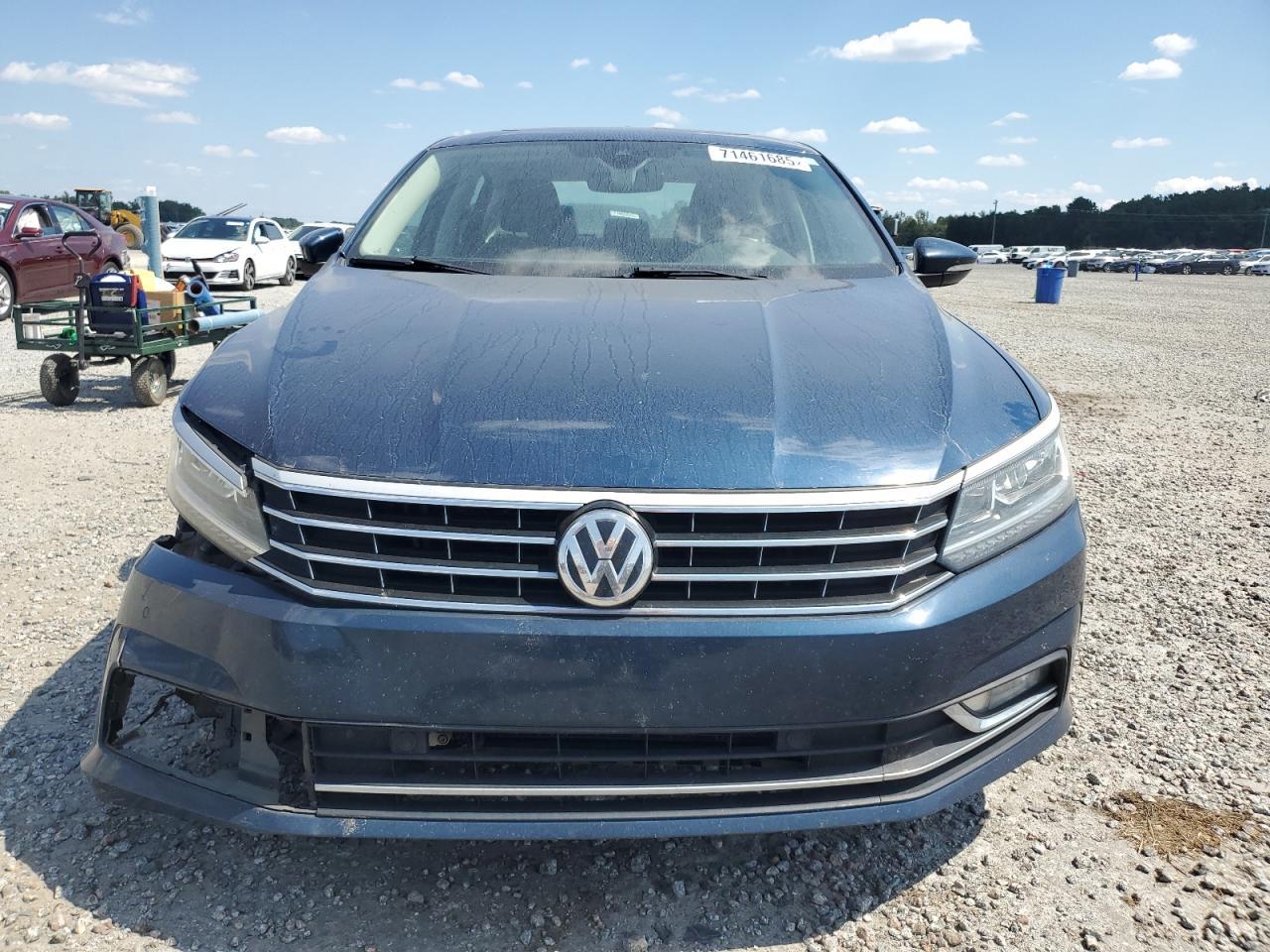 2018 Volkswagen Passat Sel Premium - Image 5