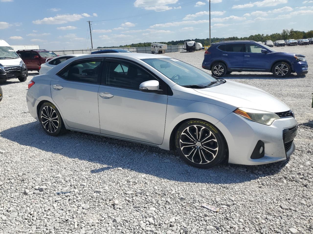 2014 Toyota Corolla L - Фото 4