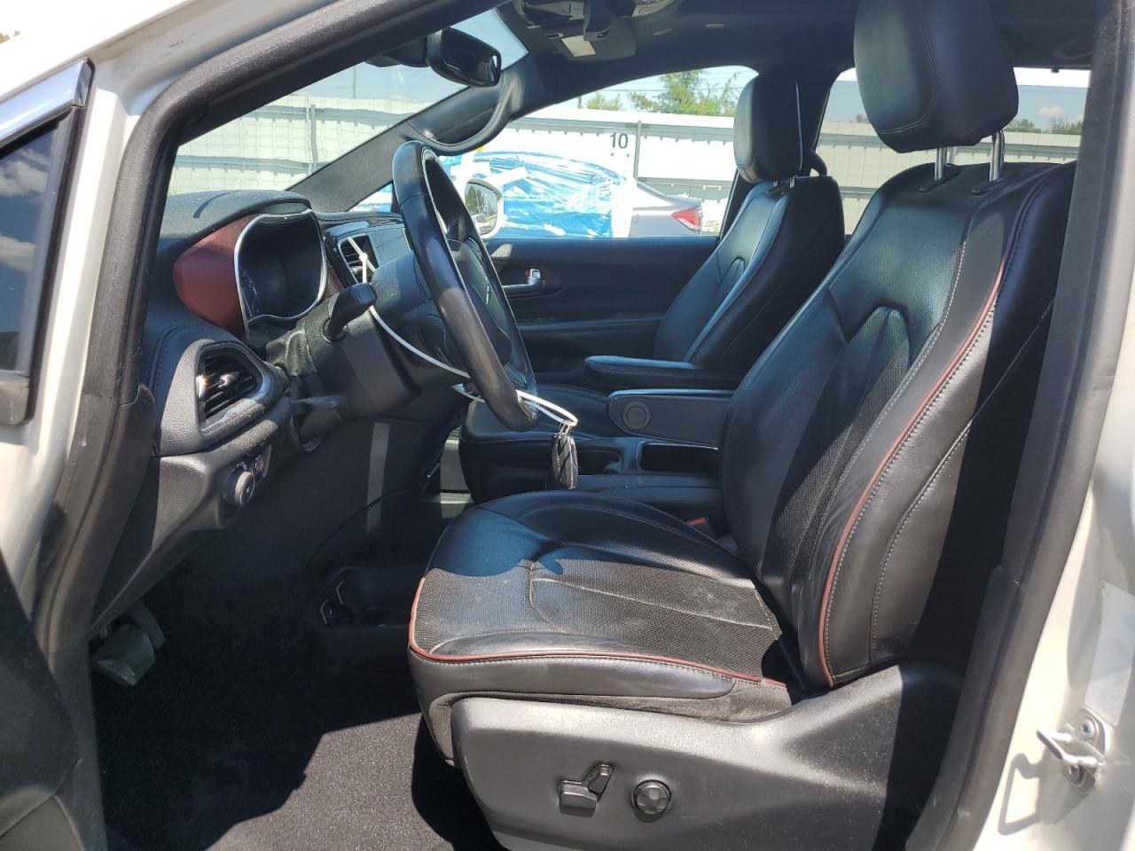 2020 Chrysler Pacifica Limited - Фото 7
