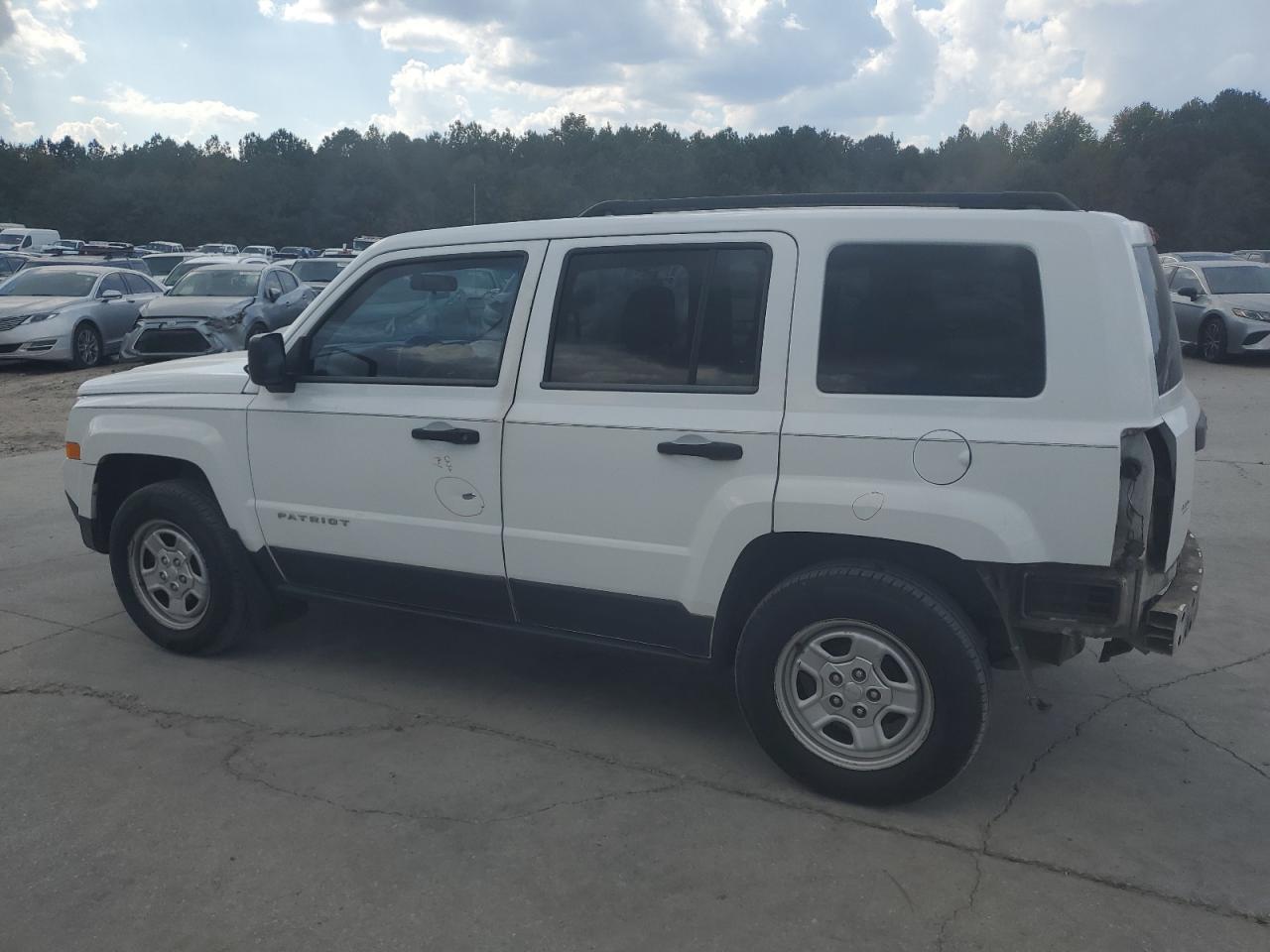 2014 Jeep Patriot Sport - Фото 2