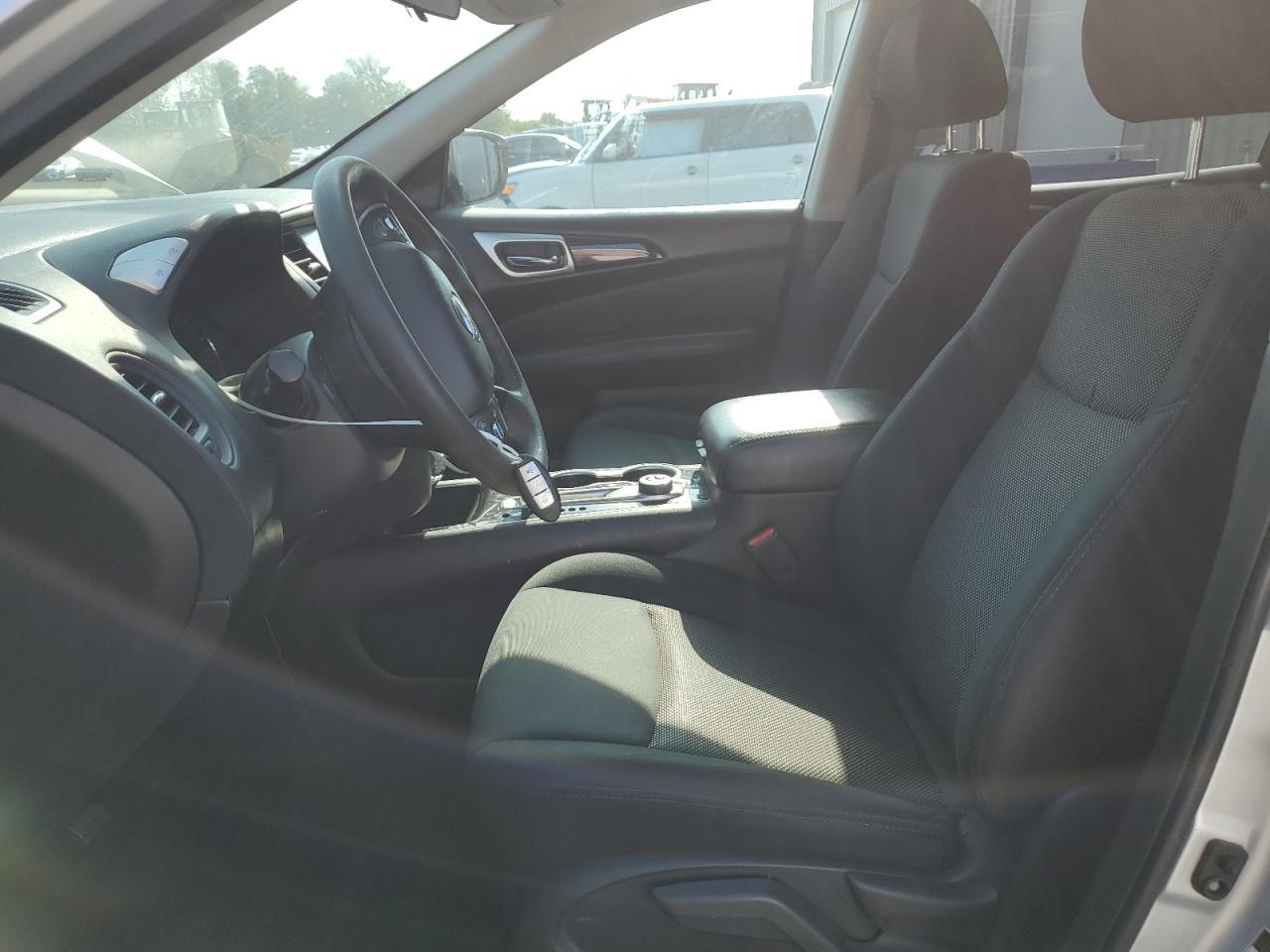 2018 Nissan Pathfinder S - Фото 7