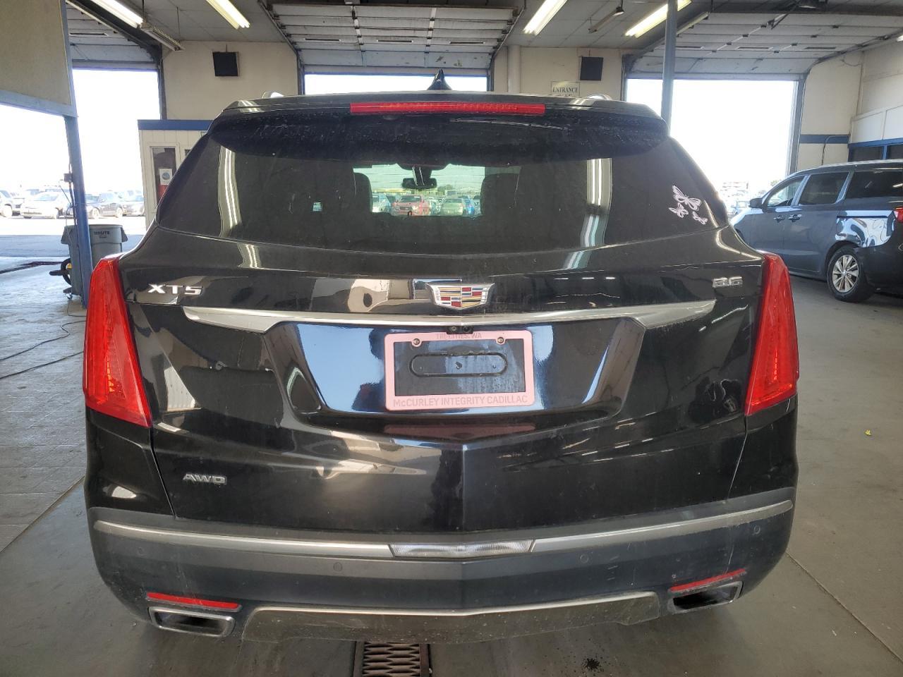 2017 Cadillac Xt5 Platinum - Фото 6