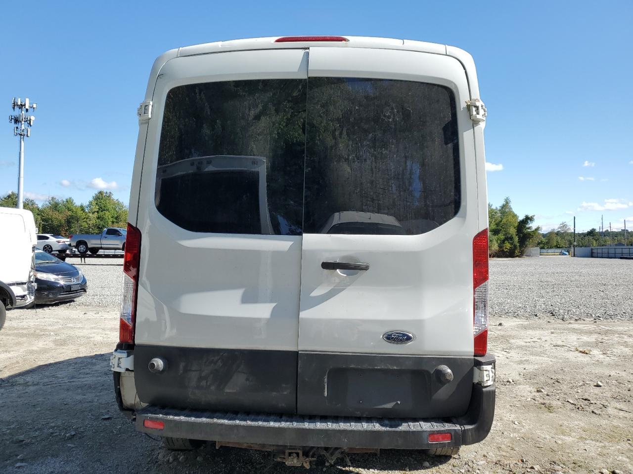 2015 Ford Transit T-250 - Image 6