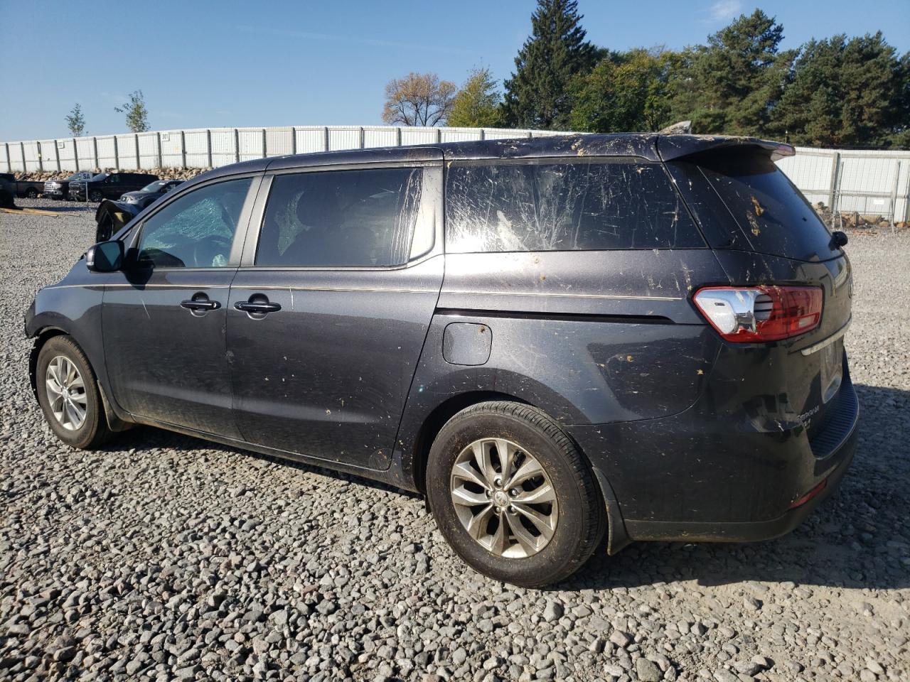 2021 Kia Sedona Lx - Фото 2