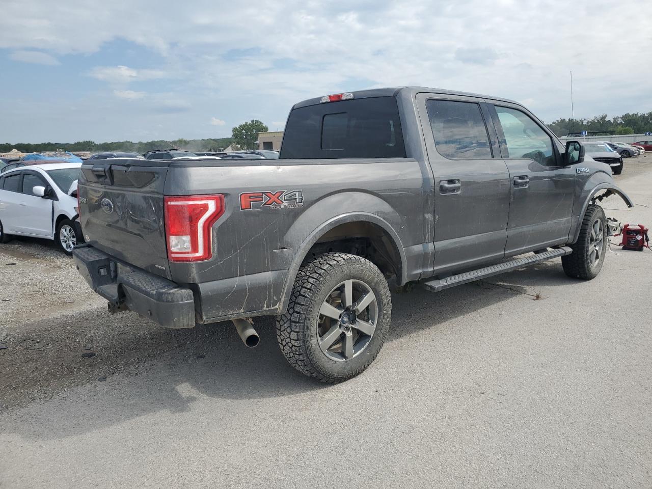 2015 Ford F150 Supercrew - Фото 3