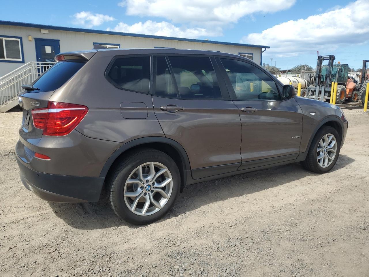 2013 BMW X3 xDrive28I - Image 3