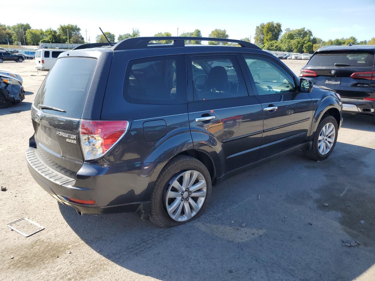 2013 Subaru Forester 2.5X Premium - Фото 3