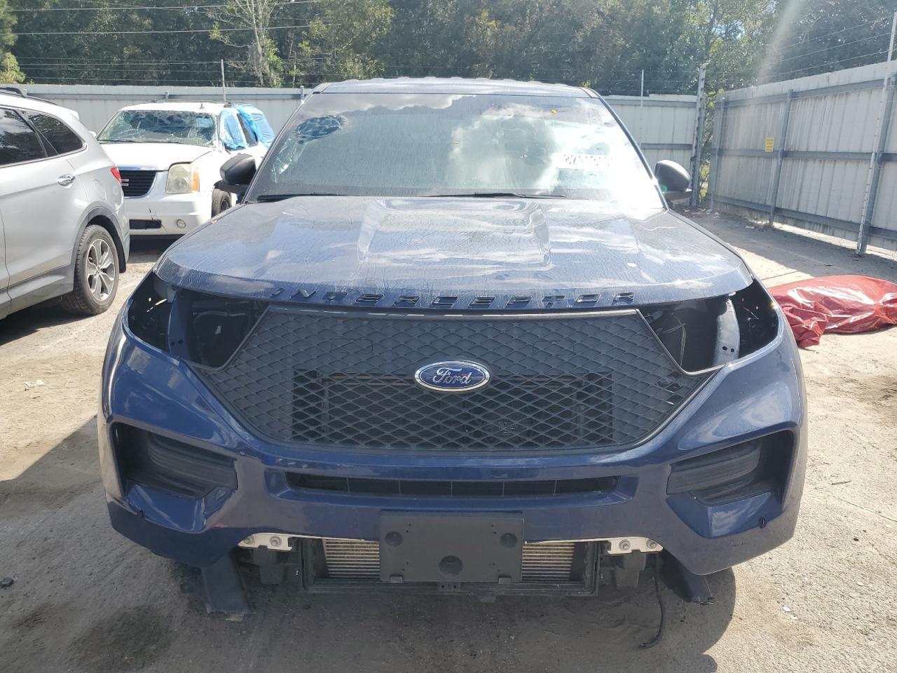 2023 Ford Explorer Police Interceptor - Image 5