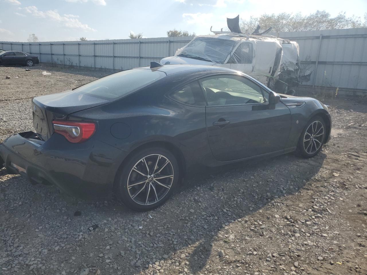 2017 Toyota 86 Base - Фото 3