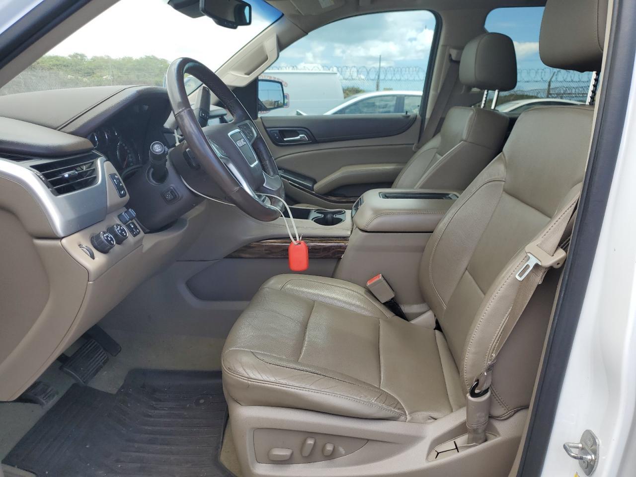 2016 GMC Yukon Slt - Фото 7