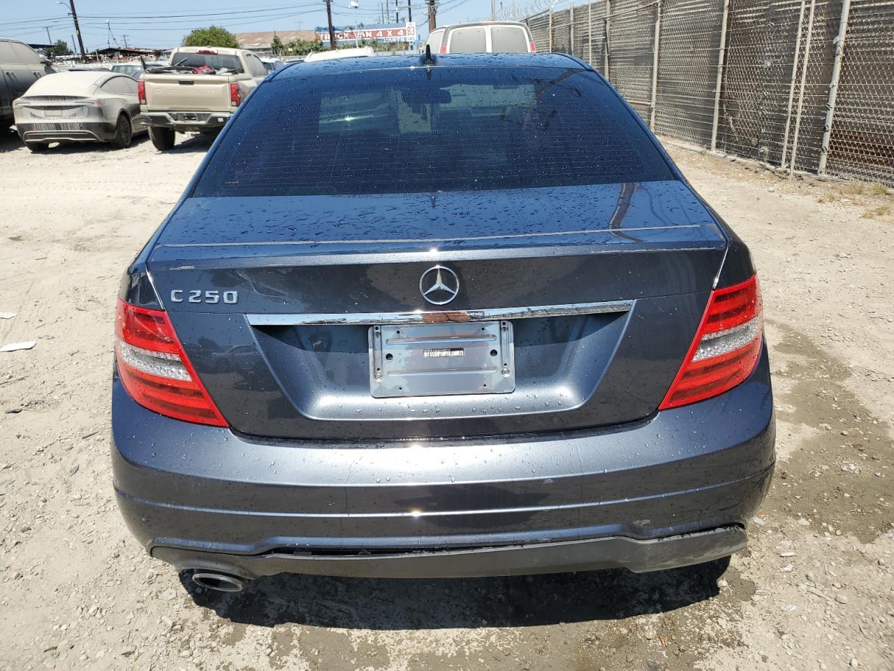 2014 Mercedes-Benz C 250 - Фото 6