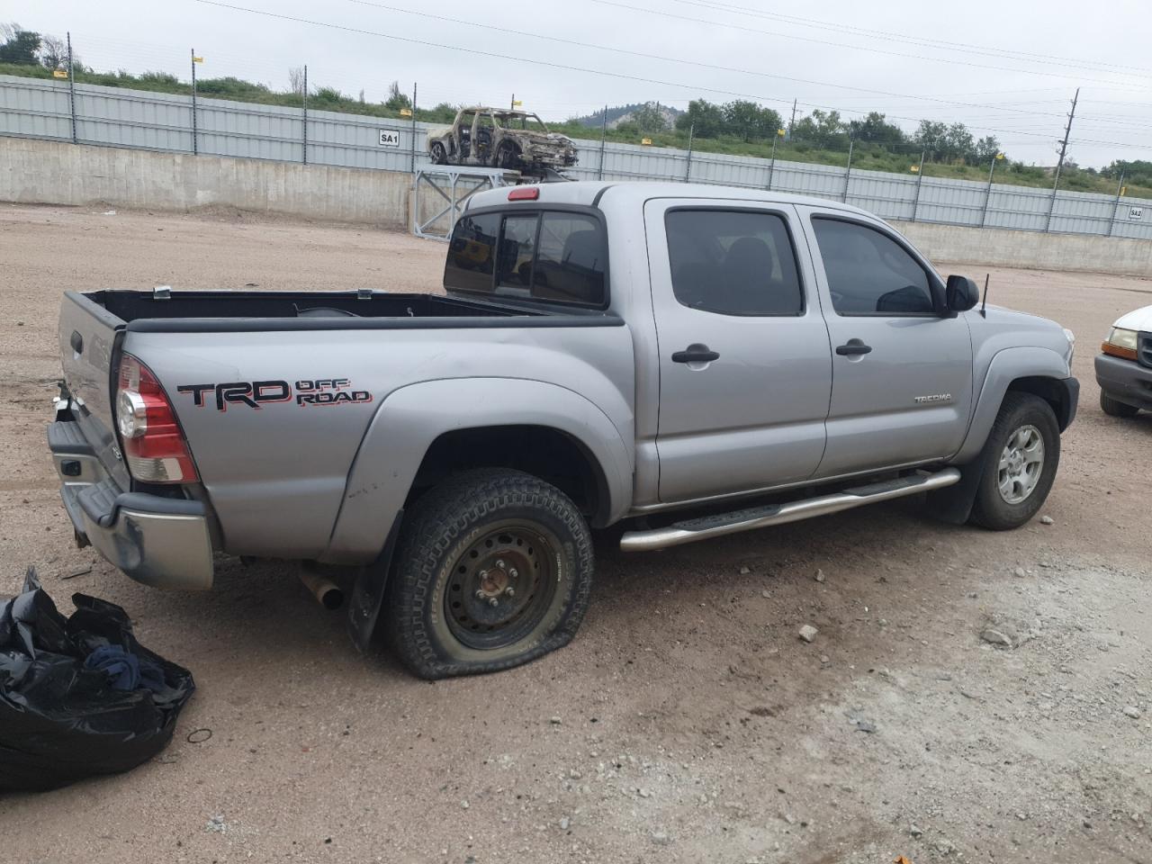 2015 Toyota Tacoma Double Cab - Фото 3