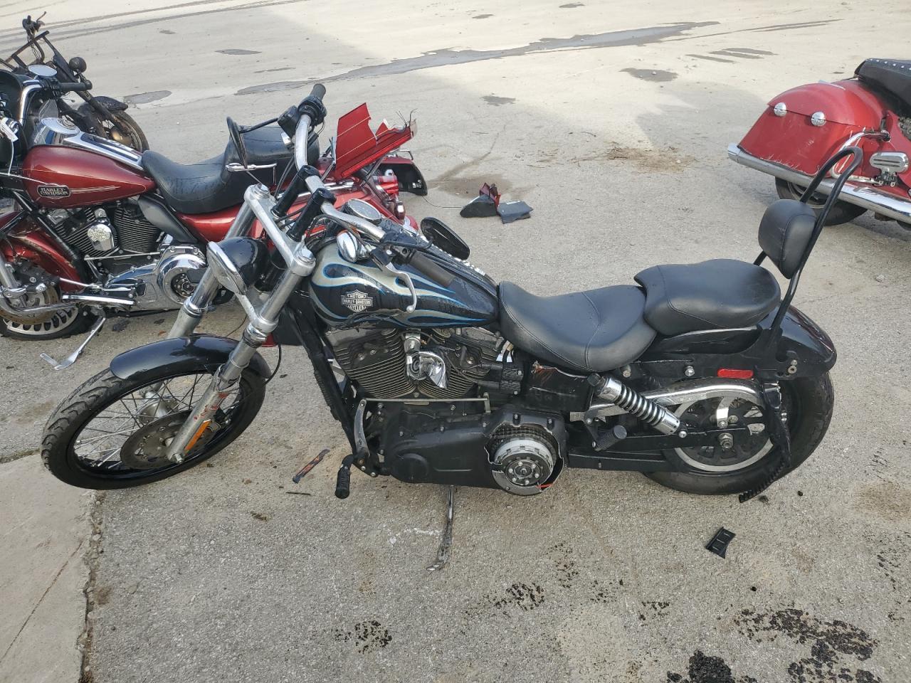 2013 Harley-Davidson Fxdwg Dyna Wide Glide - Image 3