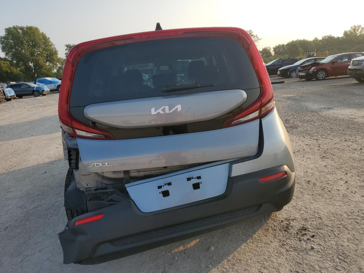 2022 Kia Soul Lx - Image 6