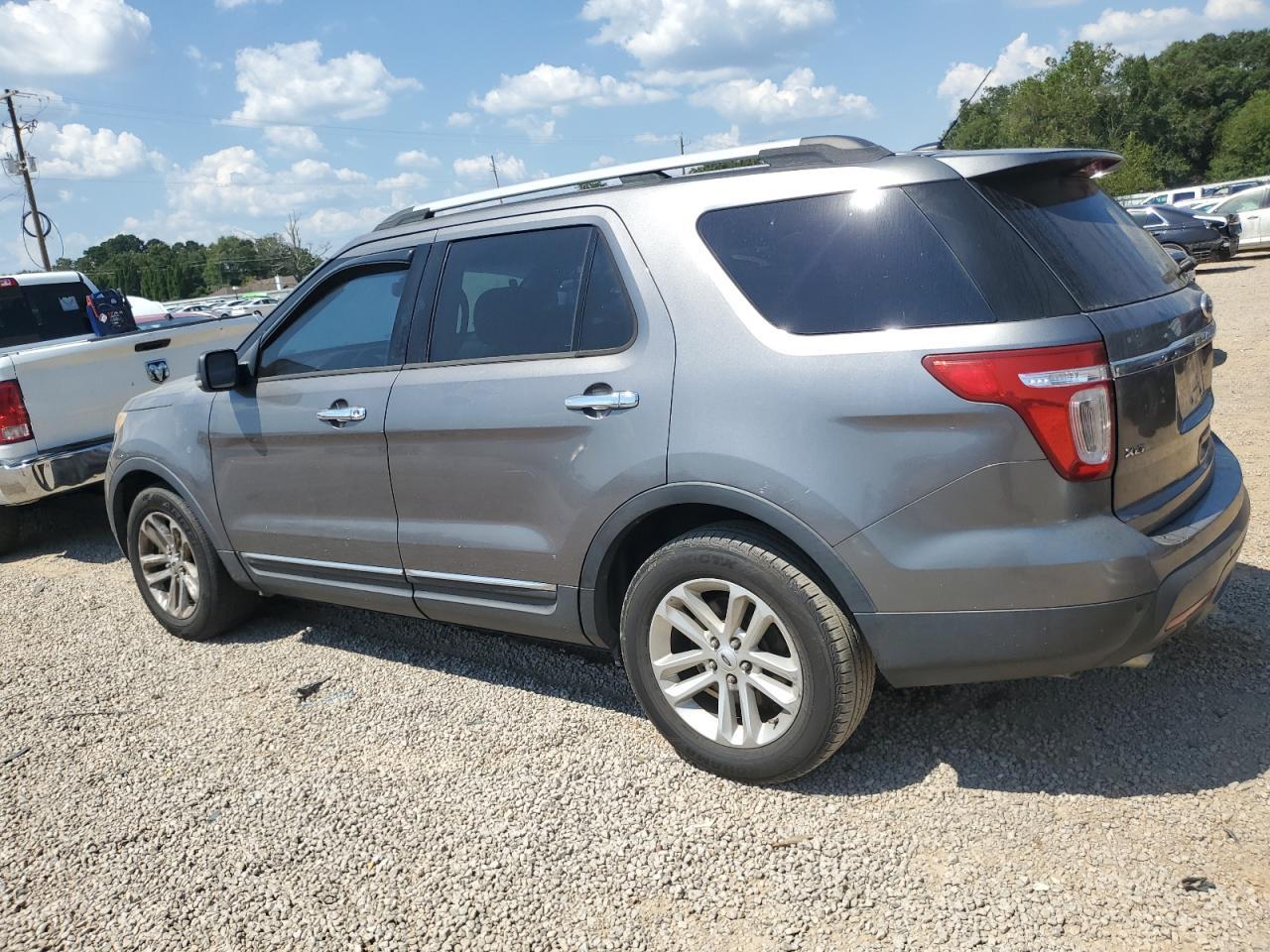 2012 Ford Explorer Xlt - Фото 2