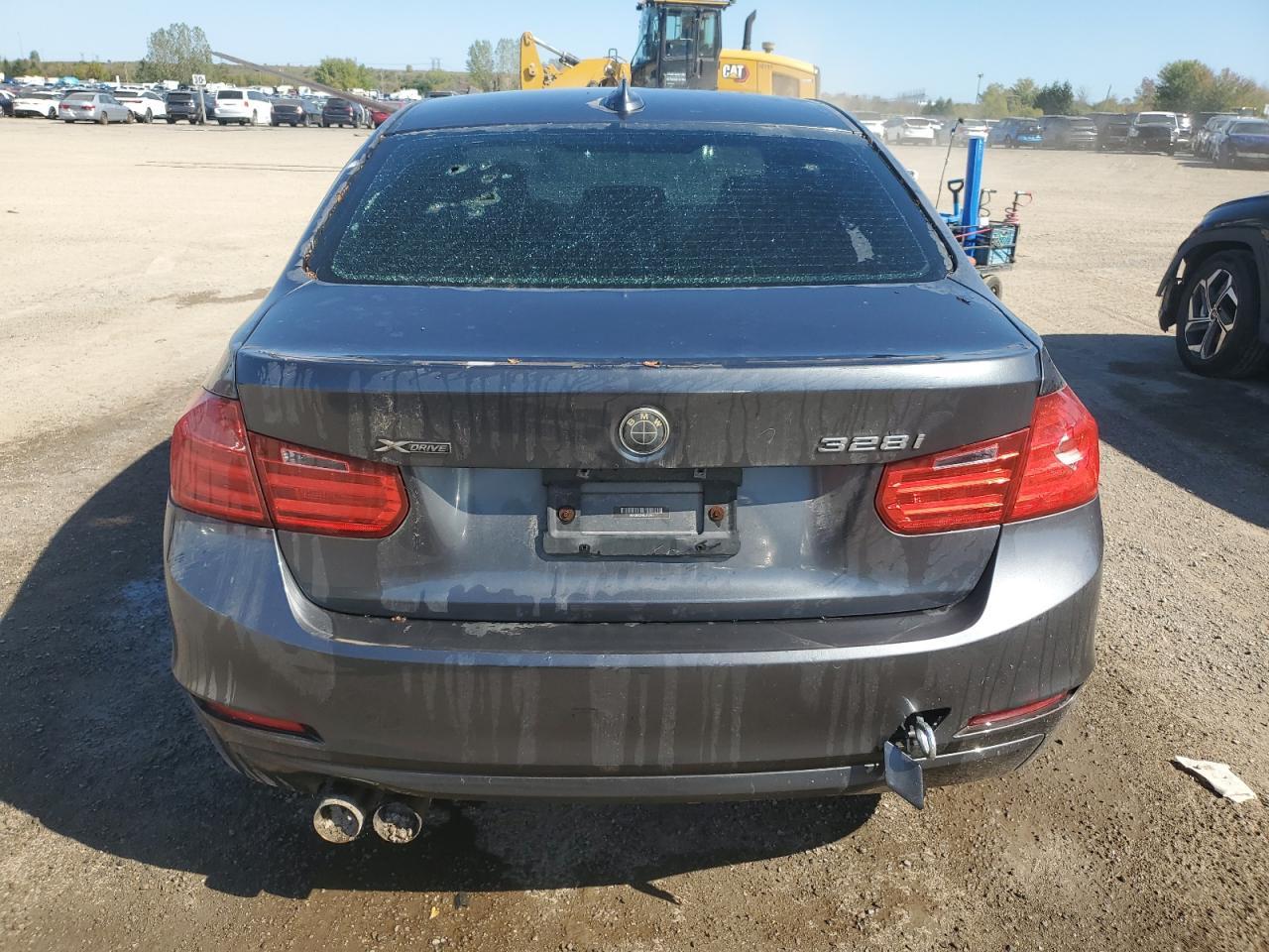 2013 BMW 328 Xi - Image 6