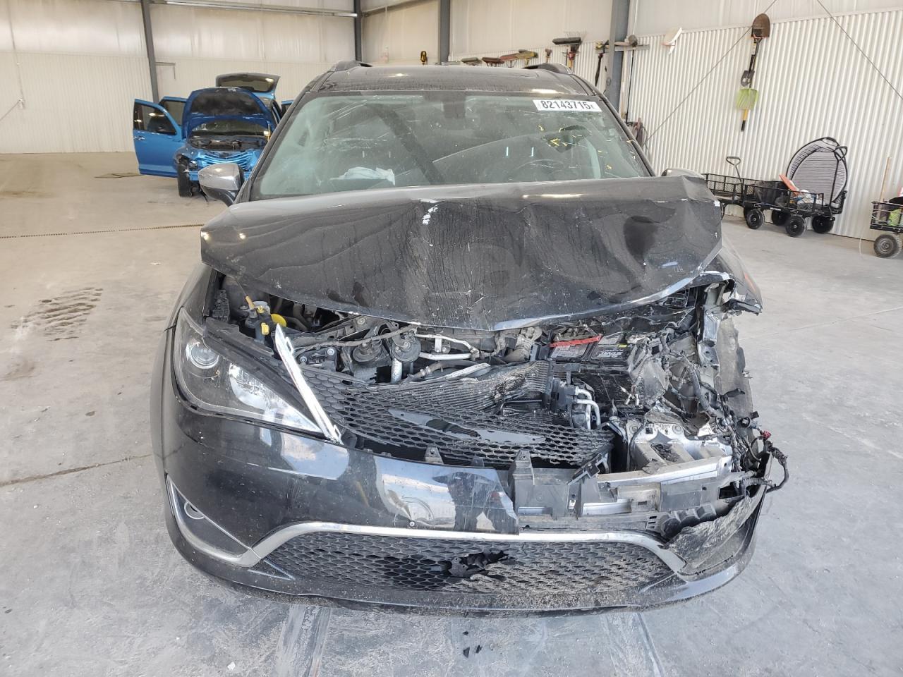 2018 Chrysler Pacifica Limited - Image 5