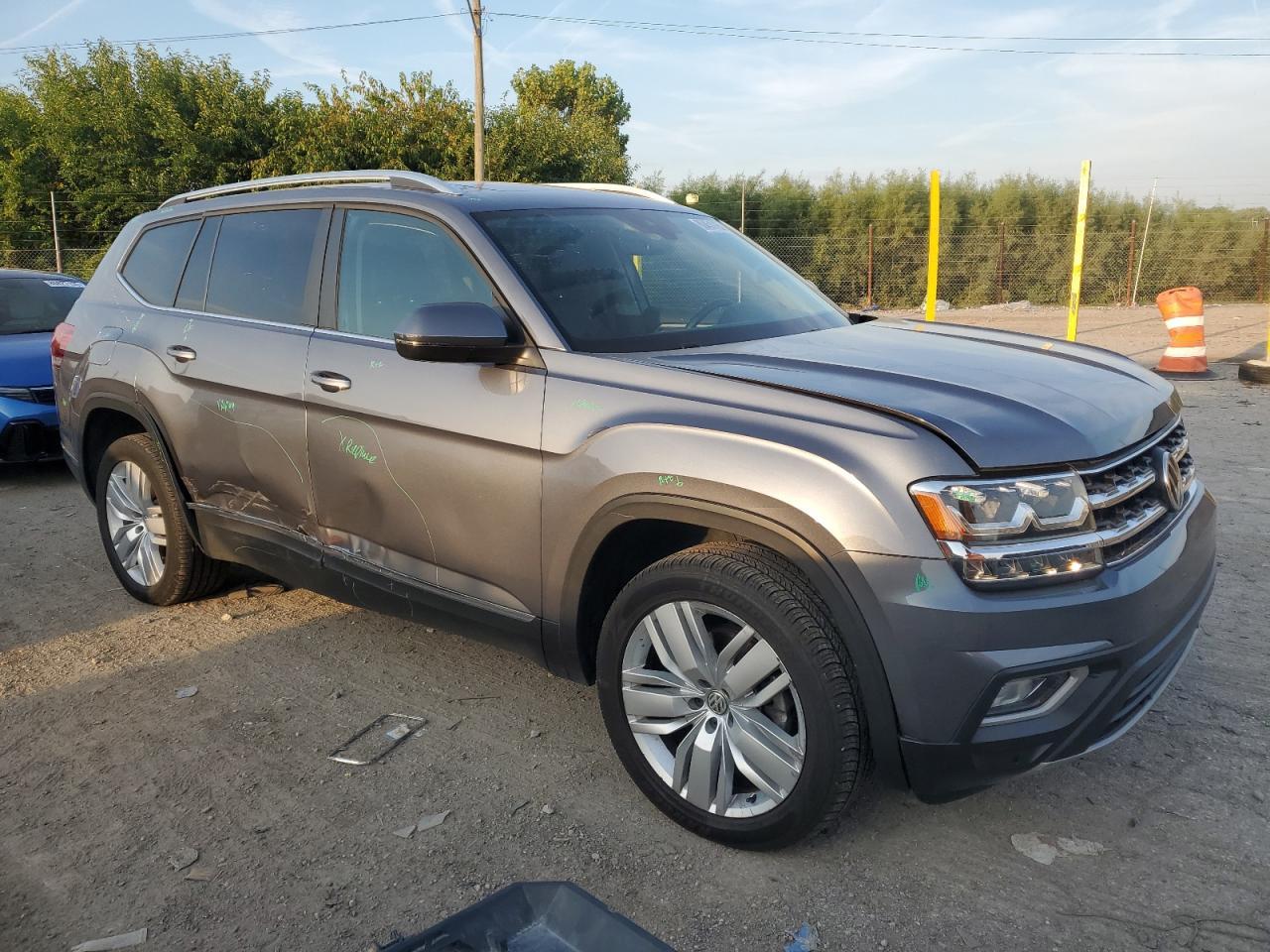 2019 Volkswagen Atlas Sel - Image 4