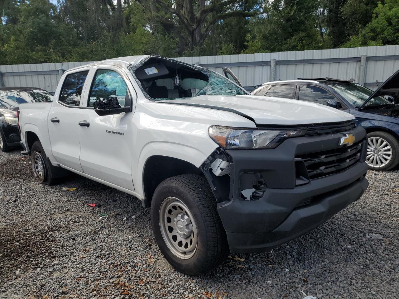 2024 Chevrolet Colorado - Image 4
