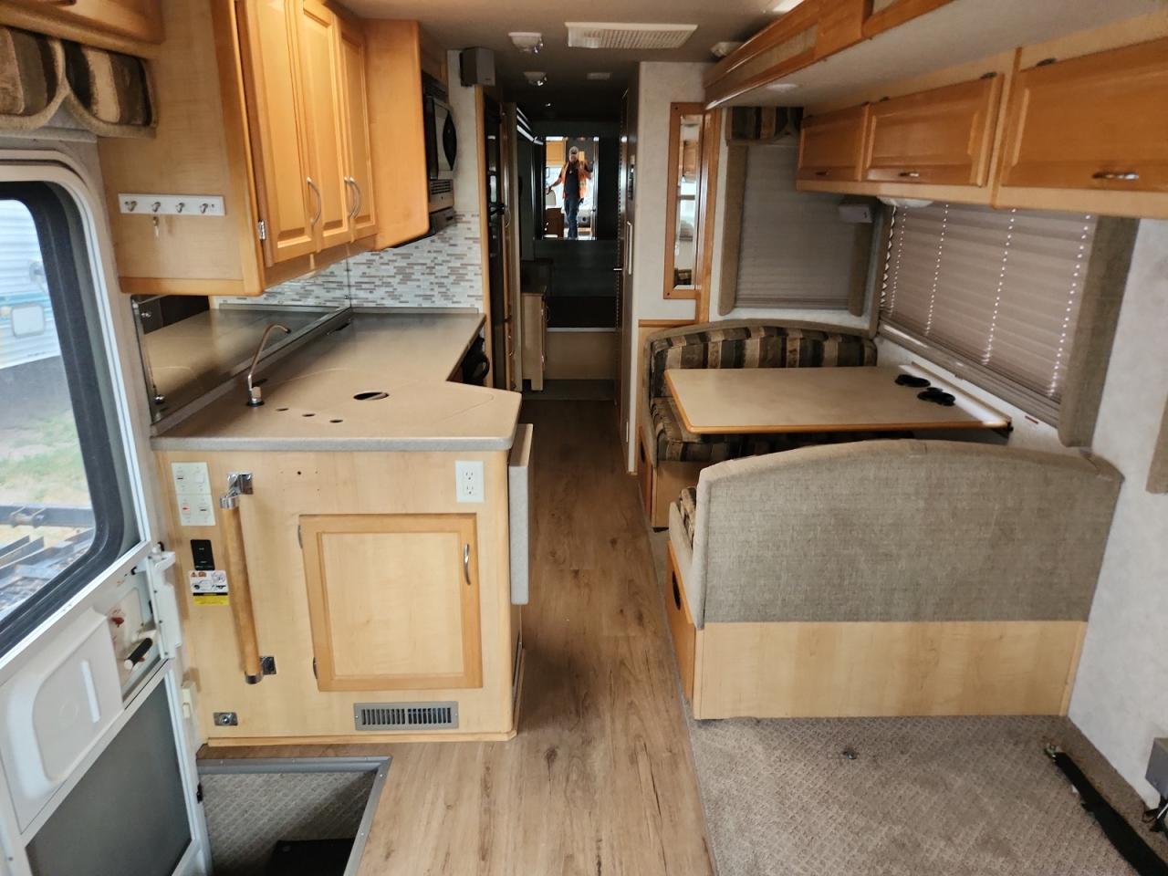 2002 Ford F550 Super - Rvs Rv - Image 6