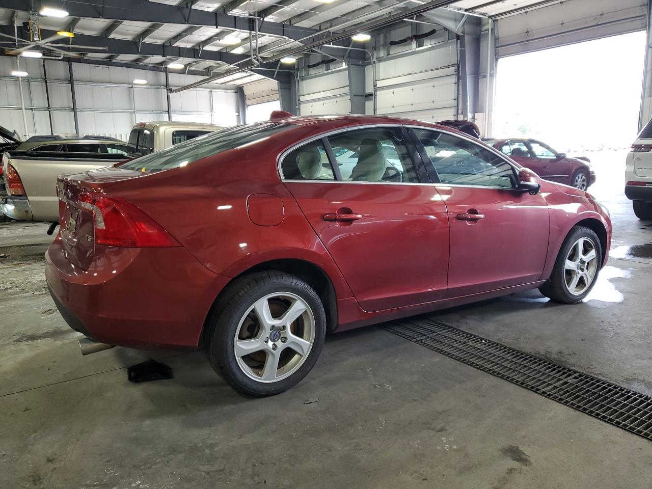 2013 Volvo S60 T5 - Фото 3