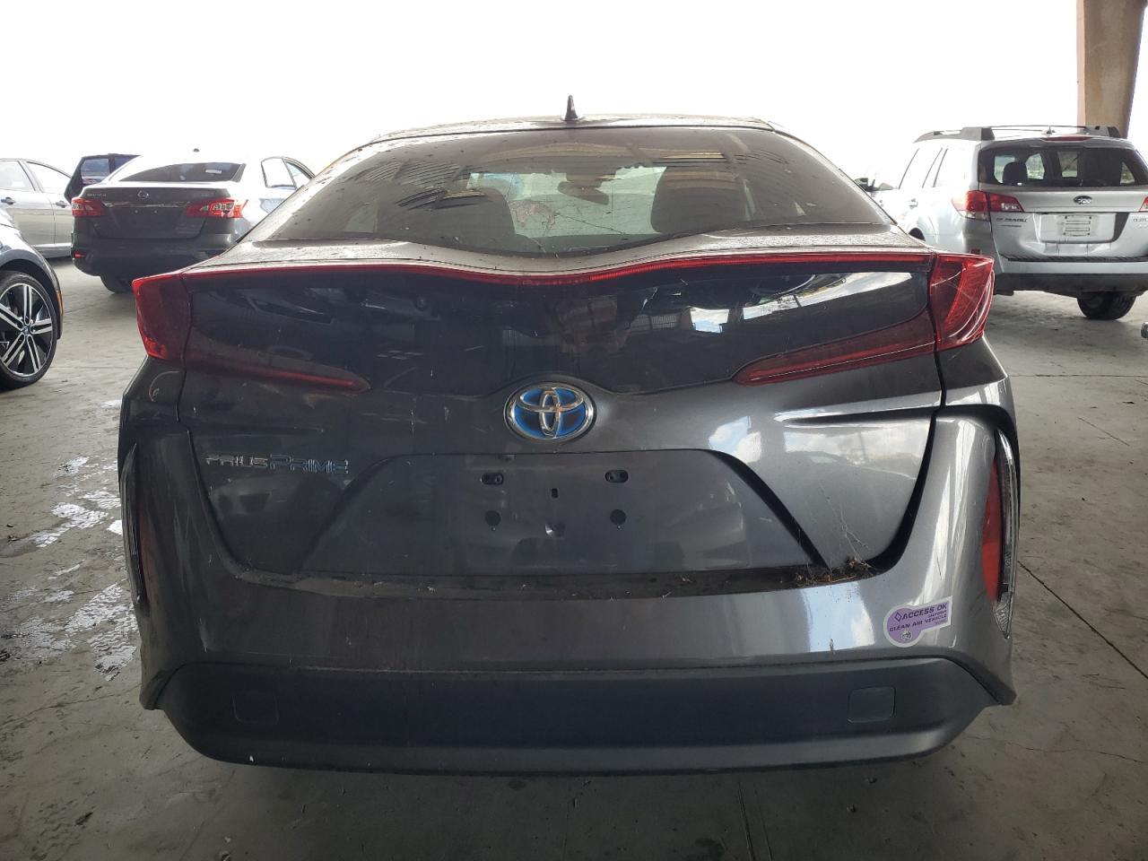 2018 Toyota Prius Prime - Фото 6